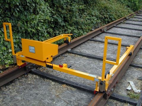 DMT - Variant OPO Distance Measuring Trolley